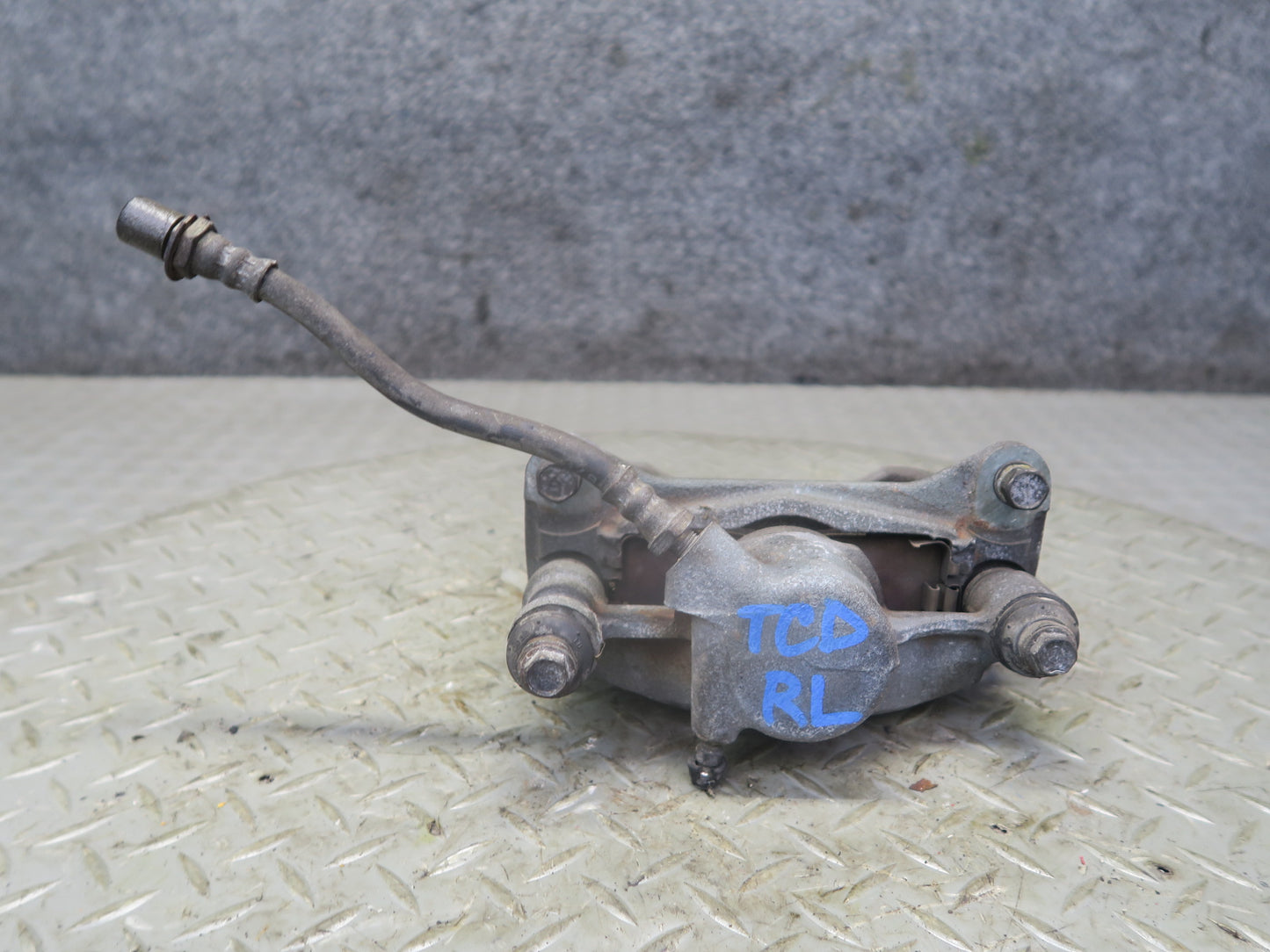 84-88 Toyota Cressida MX73 Set of 2 Rear Left & Right Brake Caliper 45K OEM
