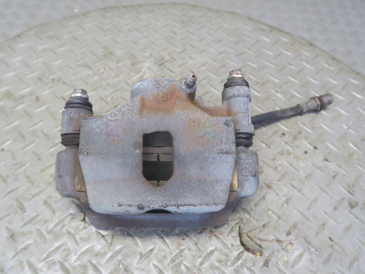 84-88 Toyota Cressida MX73 Set of 2 Rear Left & Right Brake Caliper 45K OEM