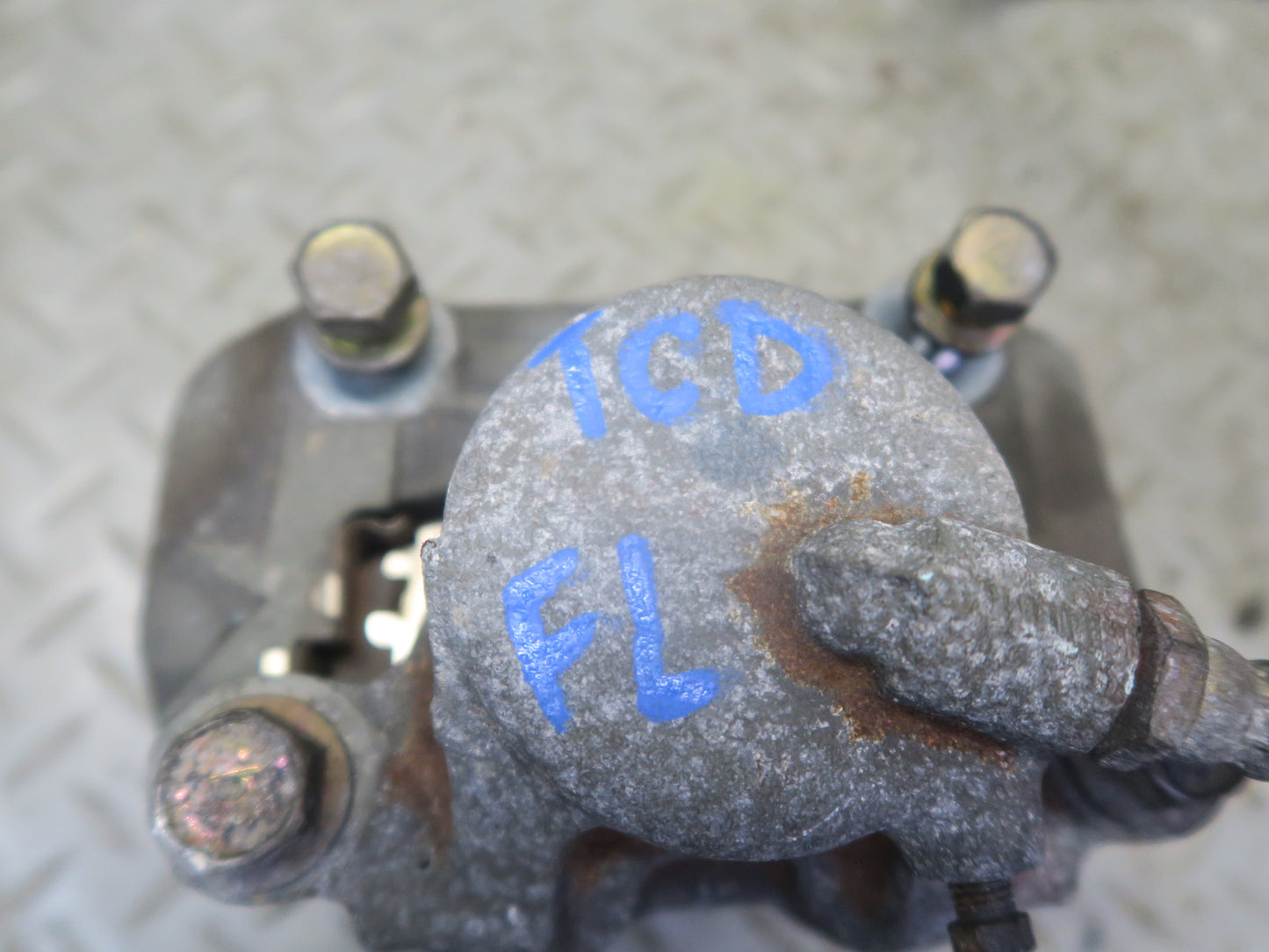 85-88 Toyota Cressida MX73 Set of 2 Front Left & Right Brake Caliper 45K OEM