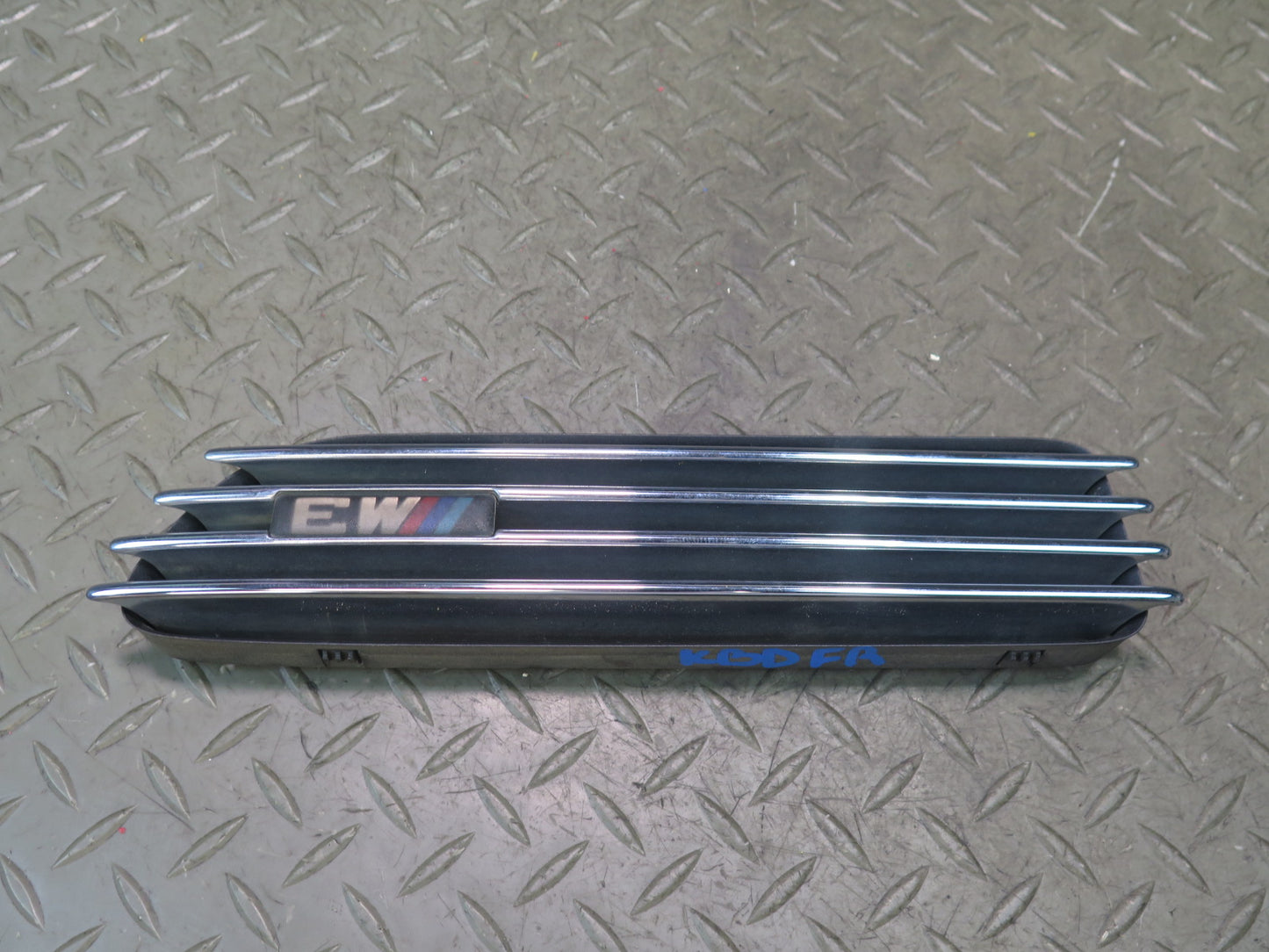 2001-2006 BMW E46 M3 Front Left & Right Fender Vent Chrome Grille Set of 2