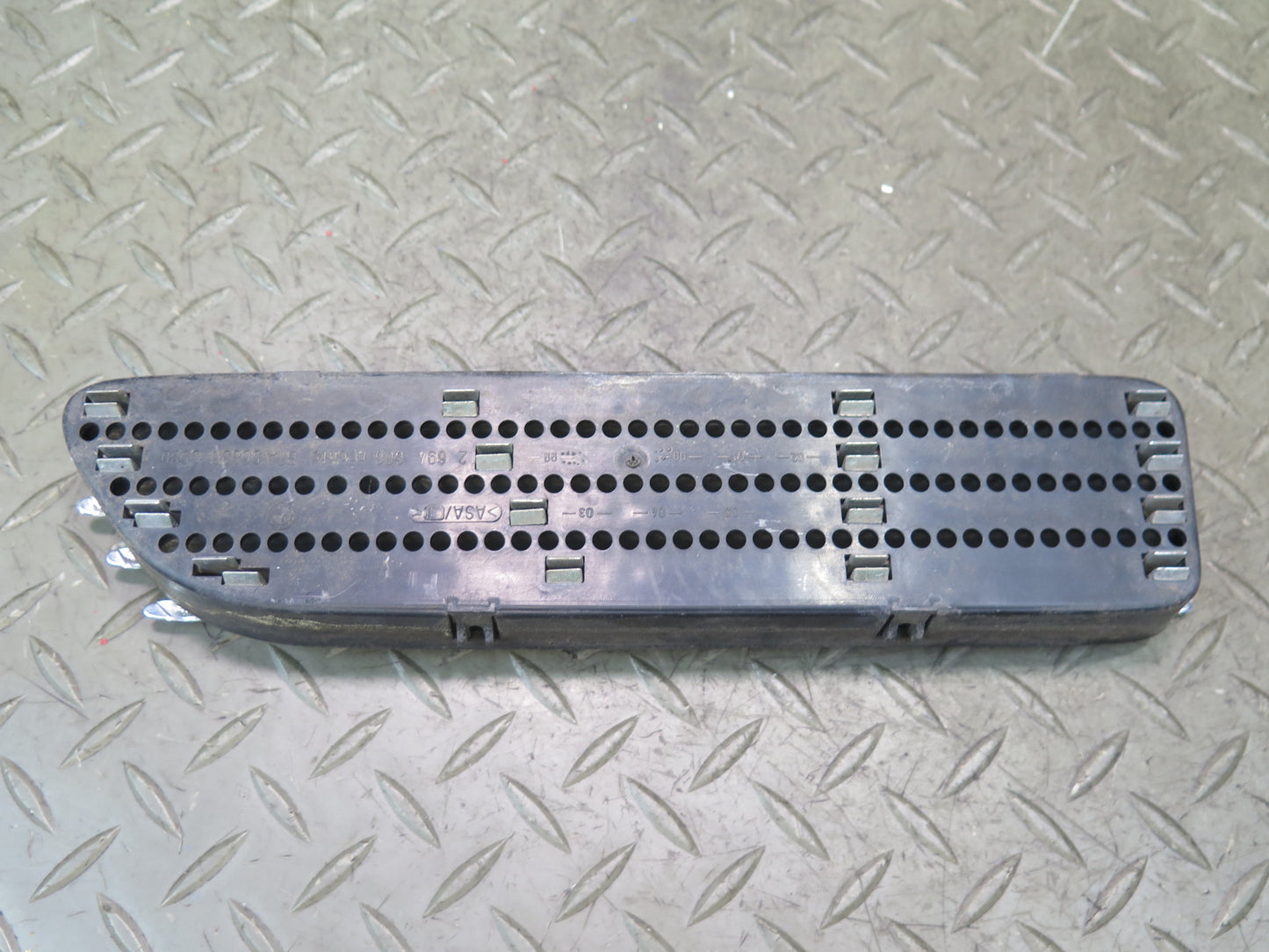 2001-2006 BMW E46 M3 Front Left & Right Fender Vent Chrome Grille Set of 2
