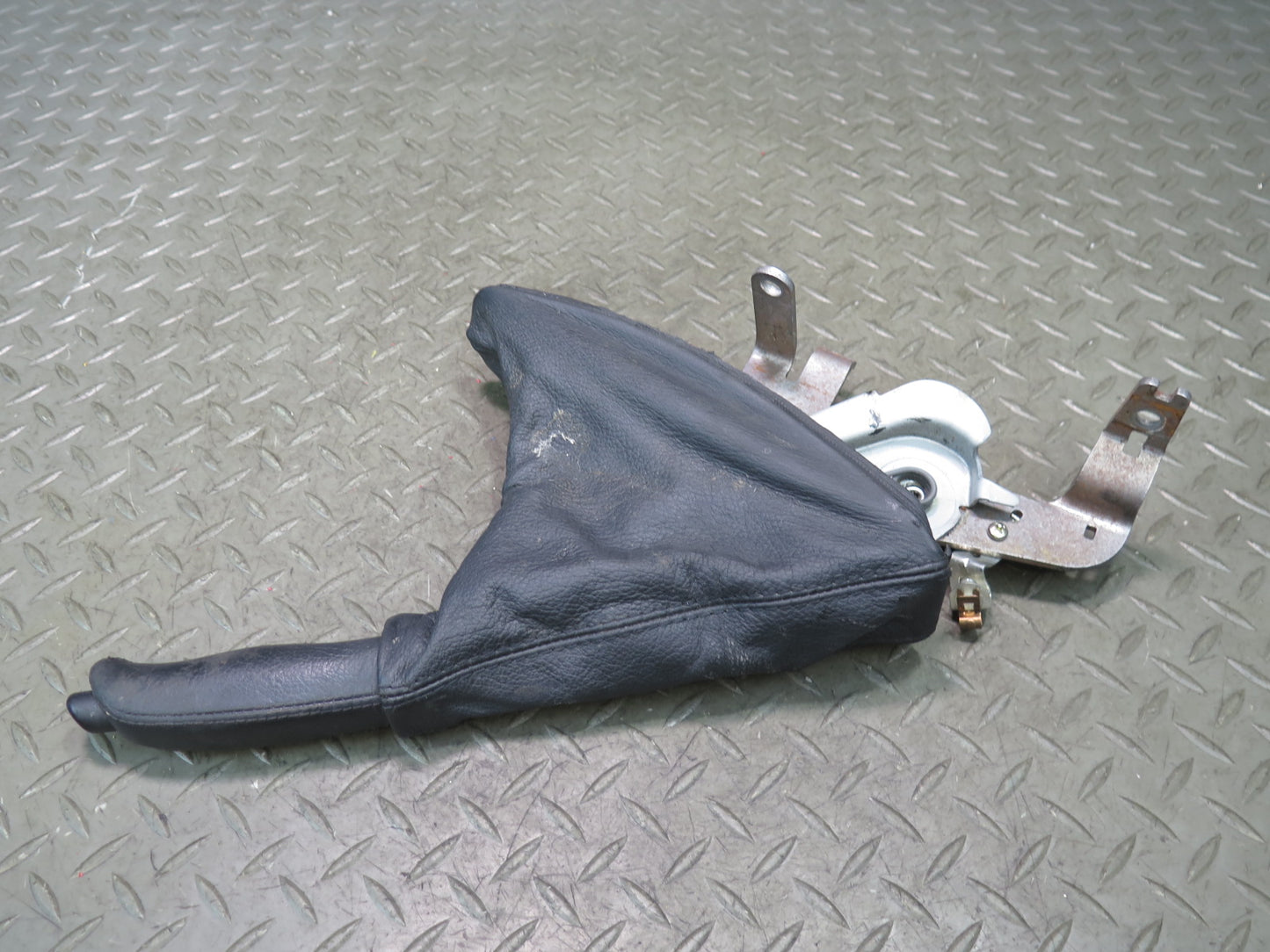 2001-2006 BMW E46 M3 3-SERIES Emergency Parking Brake Handle w Boot