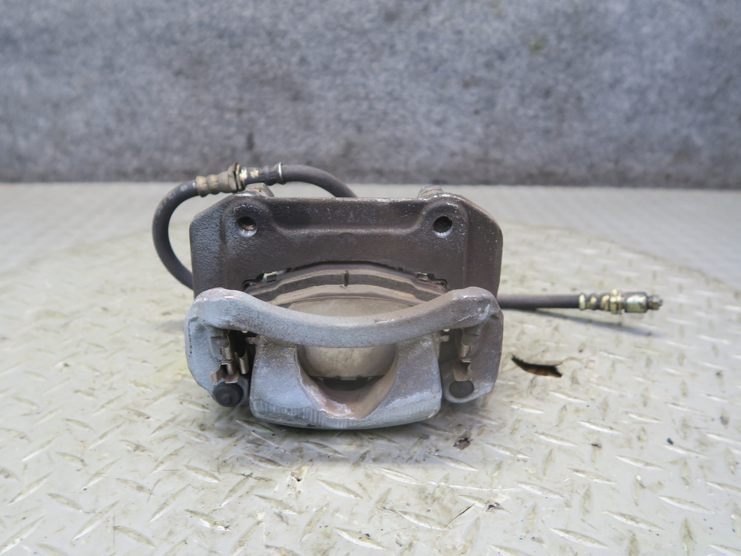 85-88 Toyota Cressida MX73 Set of 2 Front Left & Right Brake Caliper 45K OEM