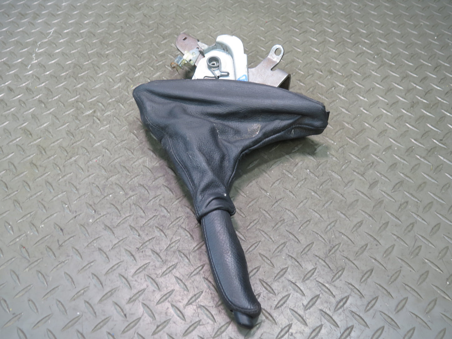 2001-2006 BMW E46 M3 3-SERIES Emergency Parking Brake Handle w Boot