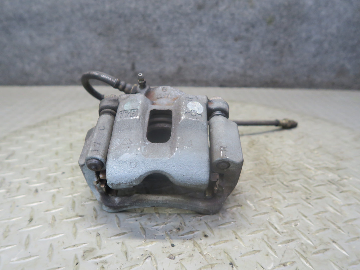 85-88 Toyota Cressida MX73 Set of 2 Front Left & Right Brake Caliper 45K OEM
