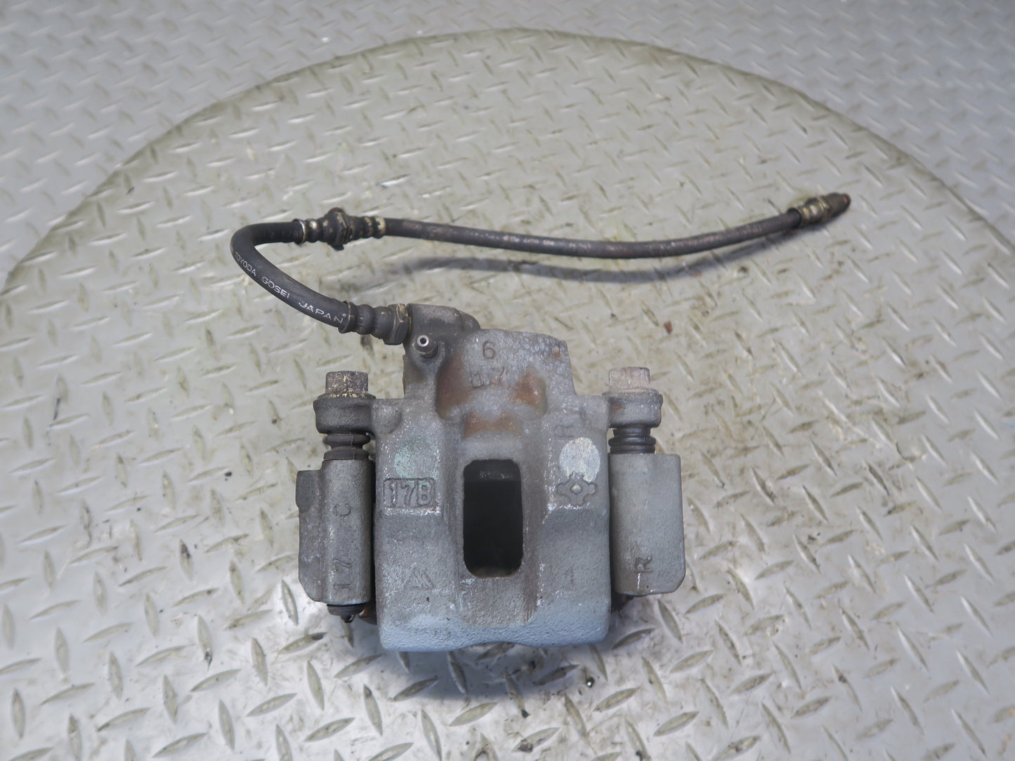 85-88 Toyota Cressida MX73 Set of 2 Front Left & Right Brake Caliper 45K OEM