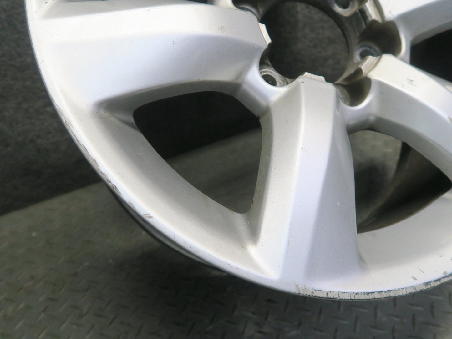 2010-2021 Lexus URJ150L GX460 Factory R18" Alloy Wheel Rim 18x7.5J ET25