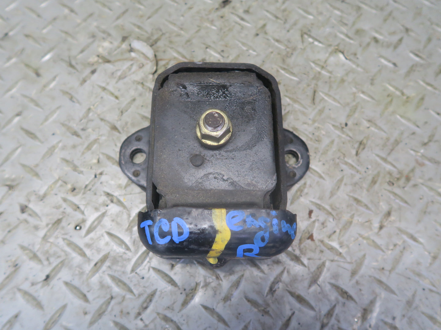 84-88 Toyota Cressida MX73 5M-GE Set of 2 Left & Right Engine Motor Mount OEM