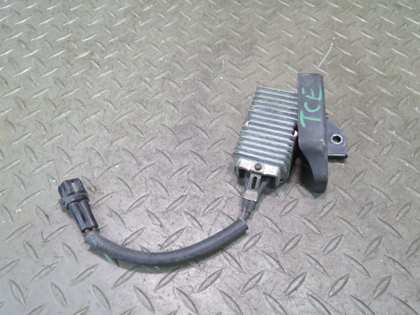 95-00 Toyota Celsior Lexus LS400 UCF20 Fuel Pump Resistor Module 116K Miles OEM