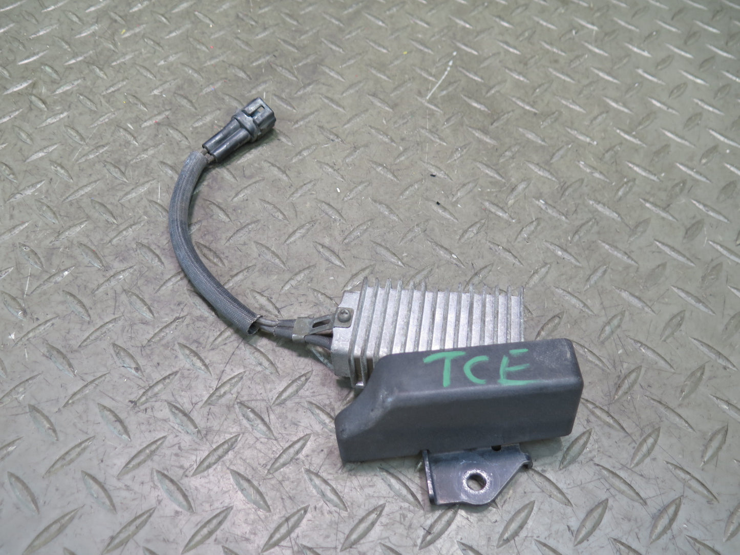 95-00 Toyota Celsior Lexus LS400 UCF20 Fuel Pump Resistor Module 116K Miles OEM