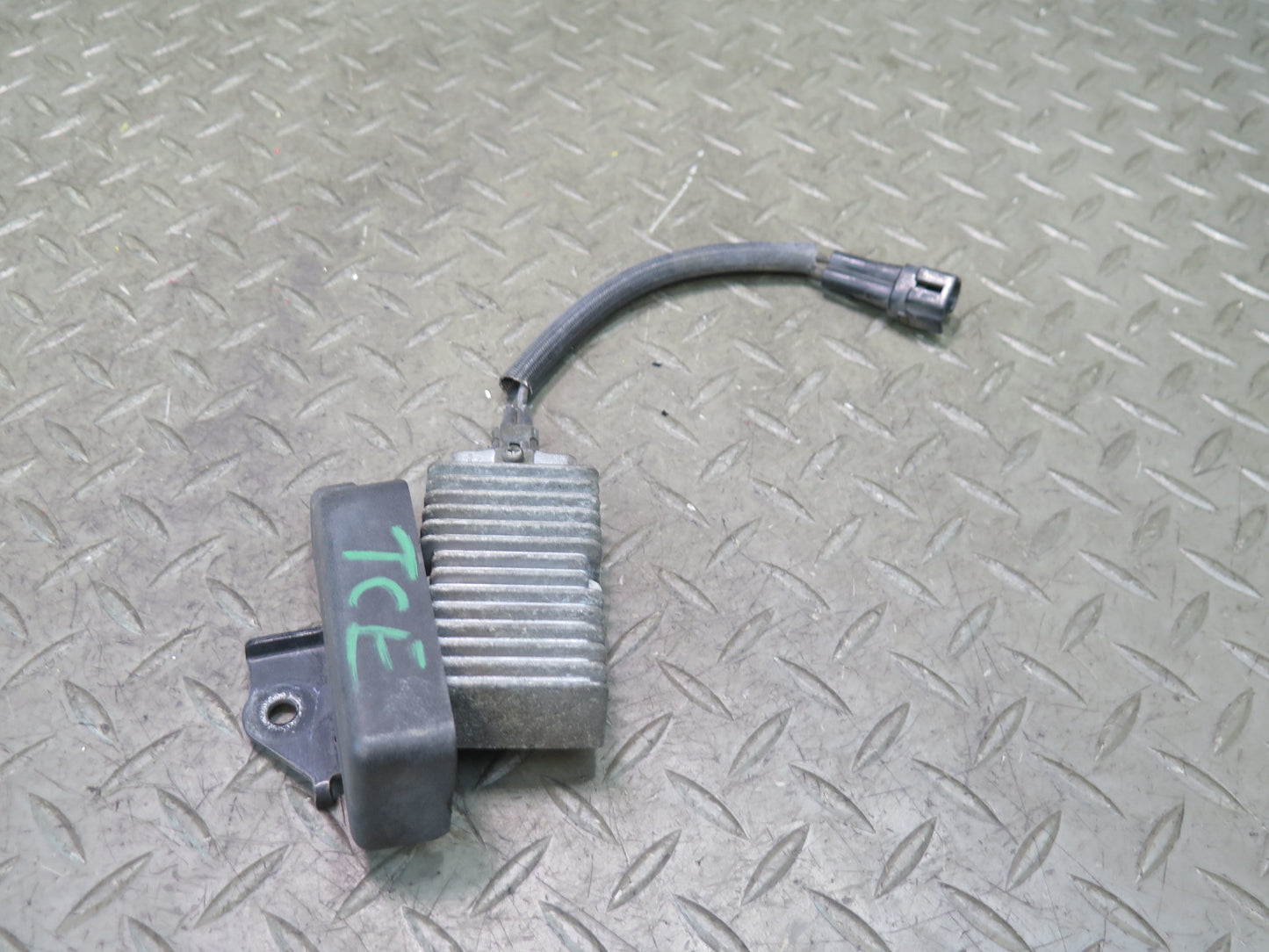 95-00 Toyota Celsior Lexus LS400 UCF20 Fuel Pump Resistor Module 116K Miles OEM