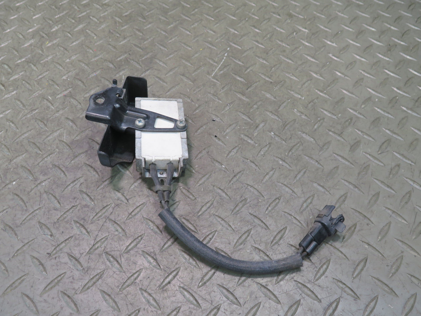 95-00 Toyota Celsior Lexus LS400 UCF20 Fuel Pump Resistor Module 116K Miles OEM