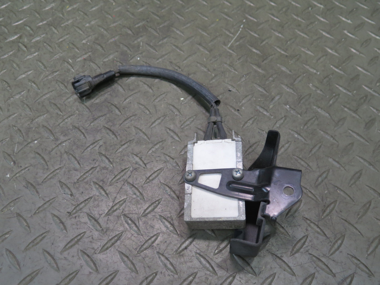 95-00 Toyota Celsior Lexus LS400 UCF20 Fuel Pump Resistor Module 116K Miles OEM