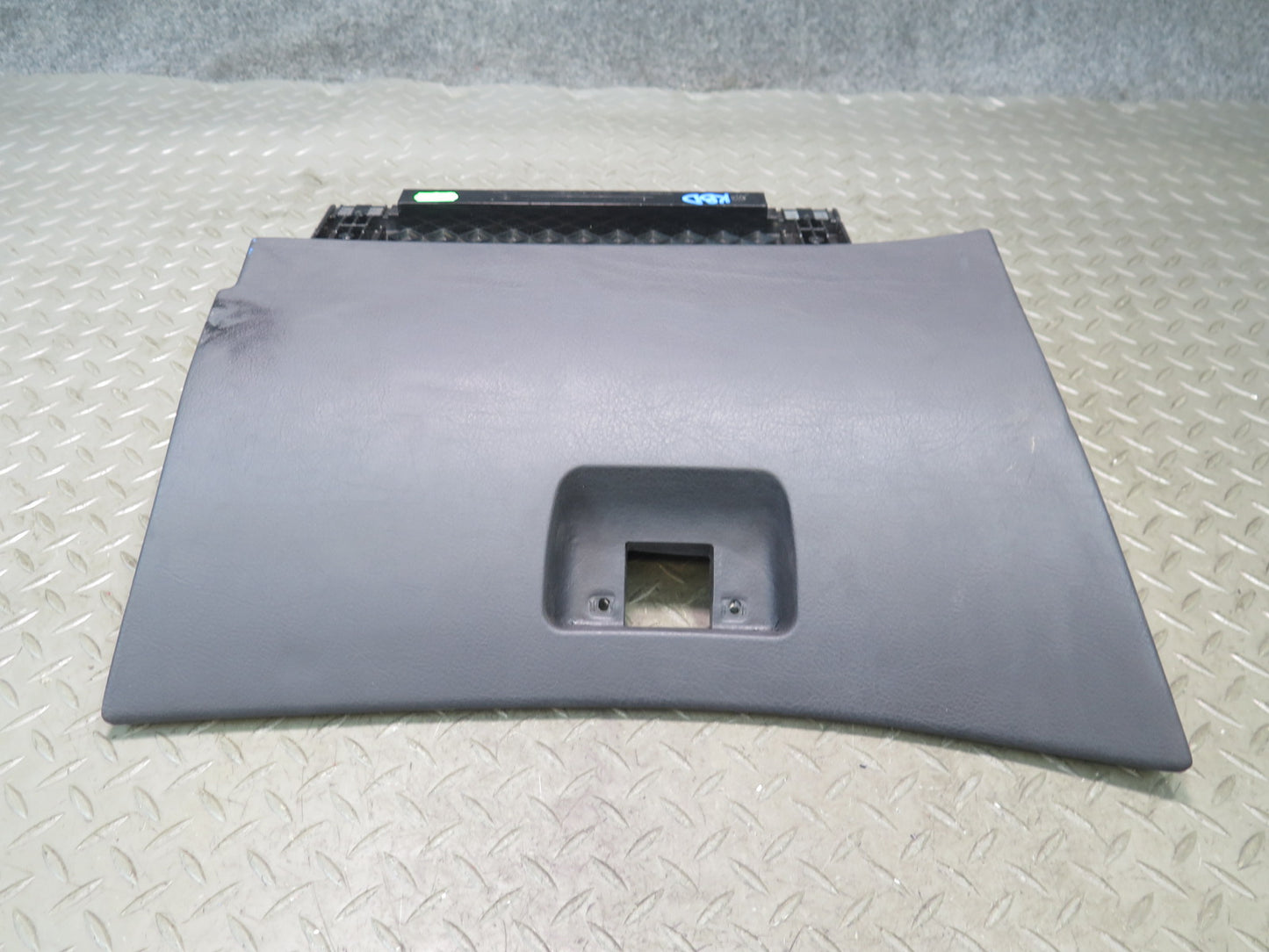 2001-2006 BMW E46 3-SERIES Dash Glove Box Compartment Storage 8201231