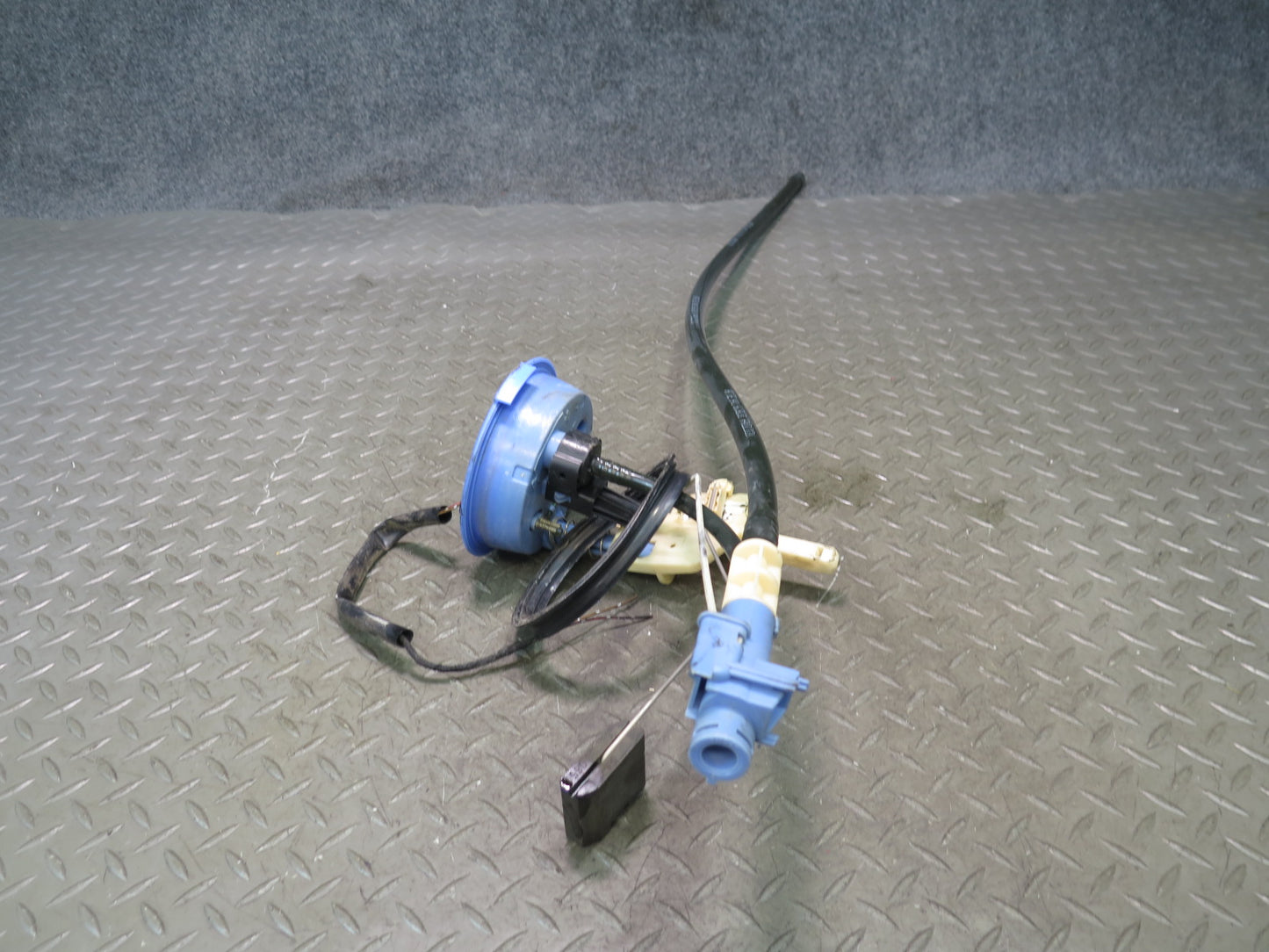 2001-2006 BMW E46 M3 S54 Fuel Pump Level Sensor Sending Unit Set