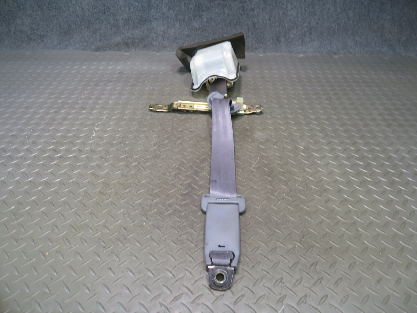 95-97 TOYOTA UCF20 CELSIOR SET OF 5 FRONT & REAR SEATBELT RETRACTOR OEM