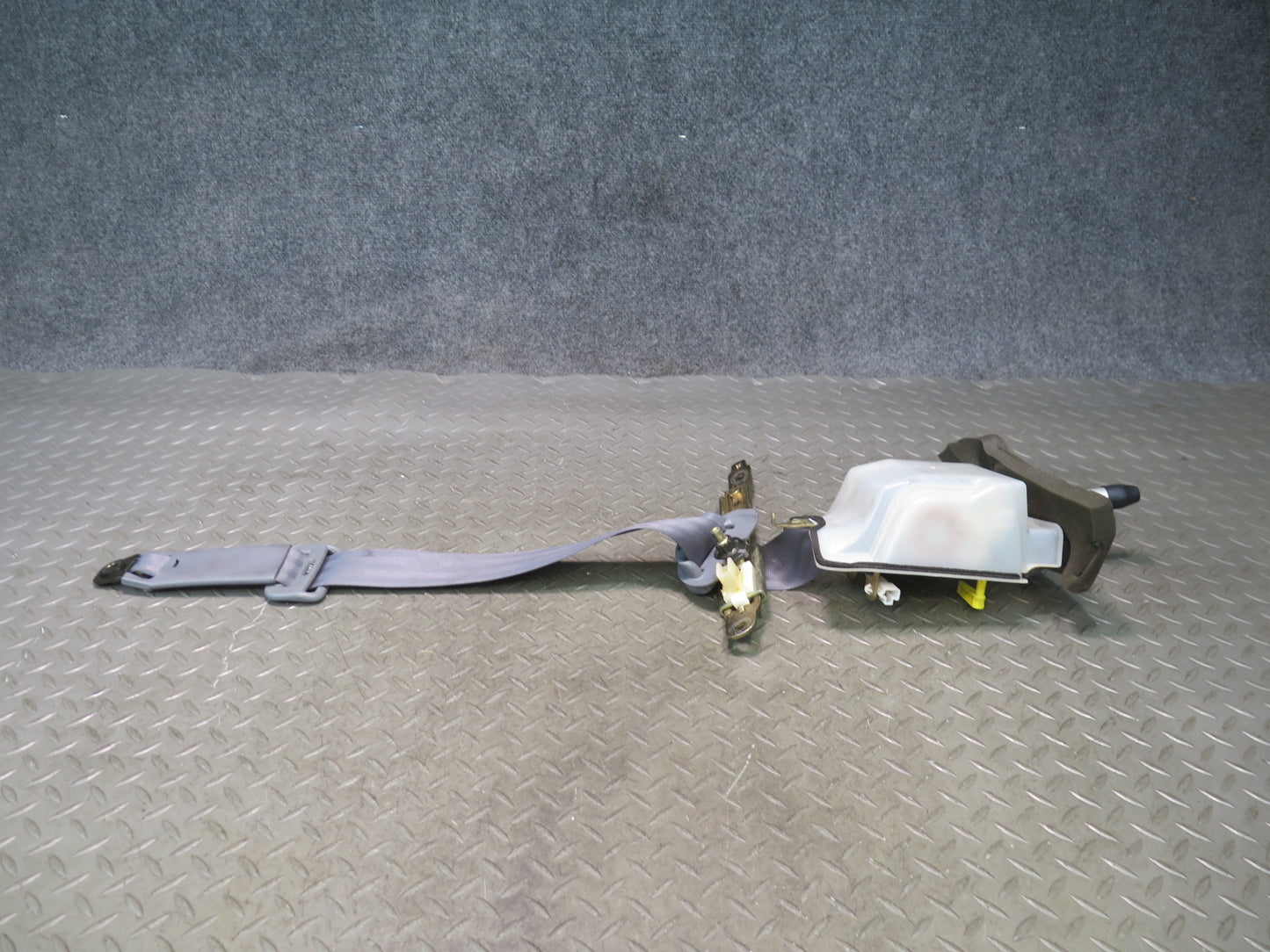 95-97 TOYOTA UCF20 CELSIOR SET OF 5 FRONT & REAR SEATBELT RETRACTOR OEM