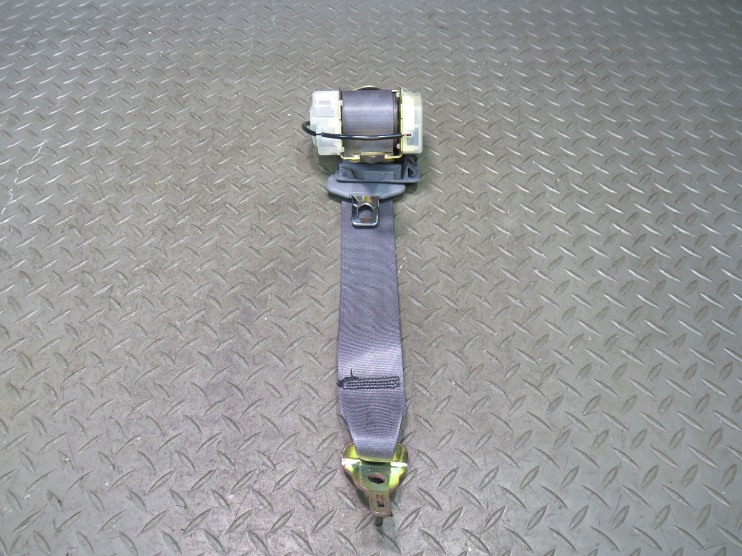 95-97 TOYOTA UCF20 CELSIOR SET OF 5 FRONT & REAR SEATBELT RETRACTOR OEM