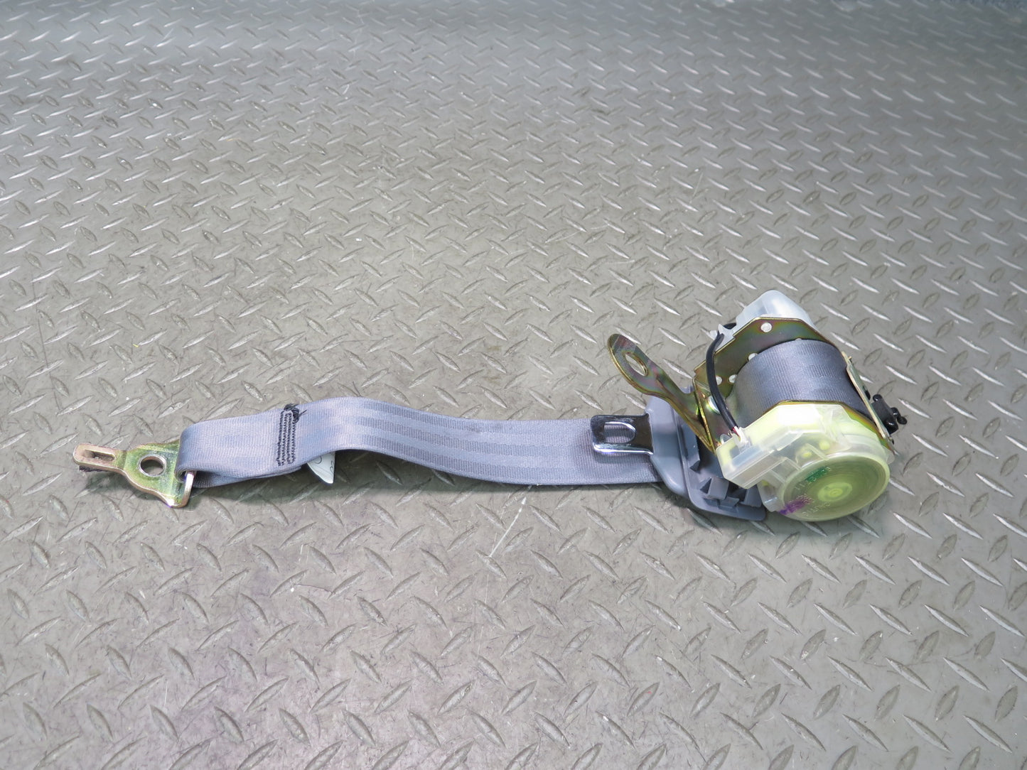 95-97 TOYOTA UCF20 CELSIOR SET OF 5 FRONT & REAR SEATBELT RETRACTOR OEM