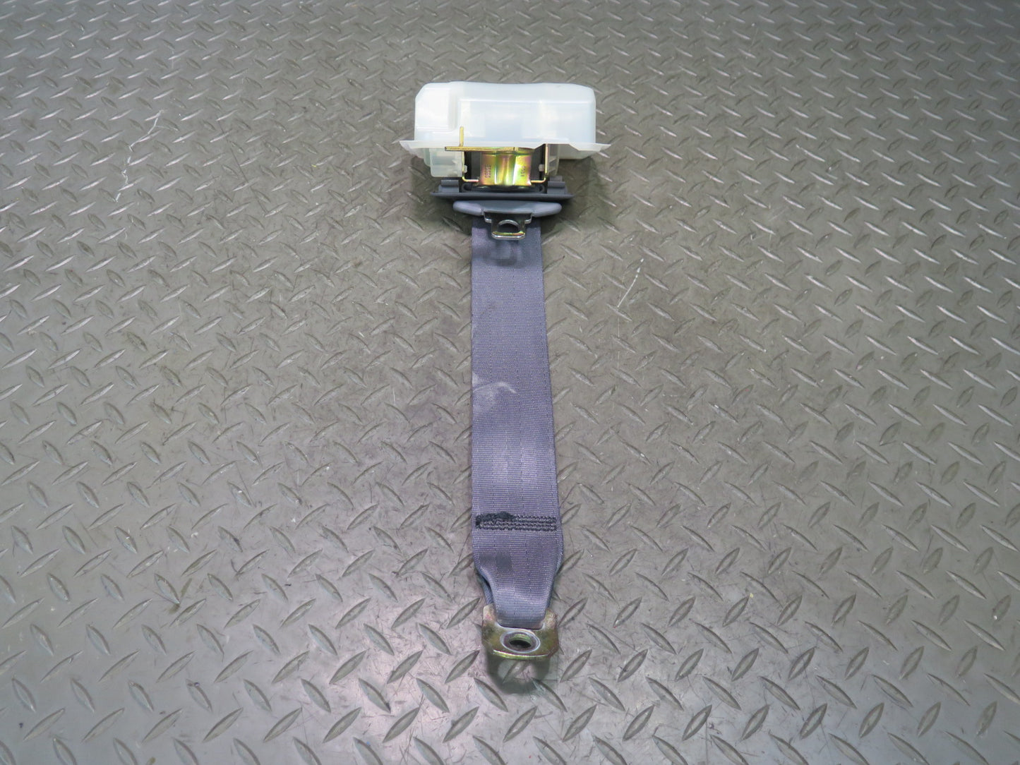 95-97 TOYOTA UCF20 CELSIOR SET OF 5 FRONT & REAR SEATBELT RETRACTOR OEM