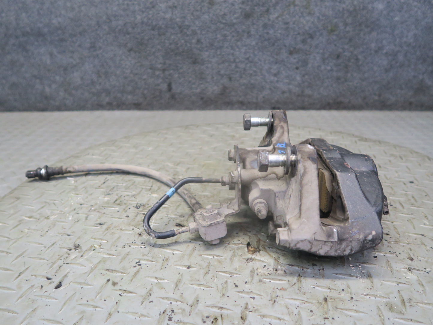 09-12 Nissan Z34 370Z Set of 2 Rear Left & Right Sport Brake Caliper OEM