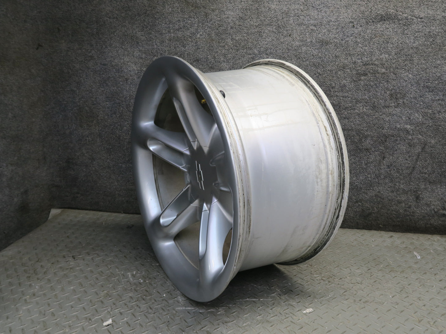 03-06 Chevrolet SSR Factory R20 20" Rear Wheel Rim 20x10J ET14 OEM