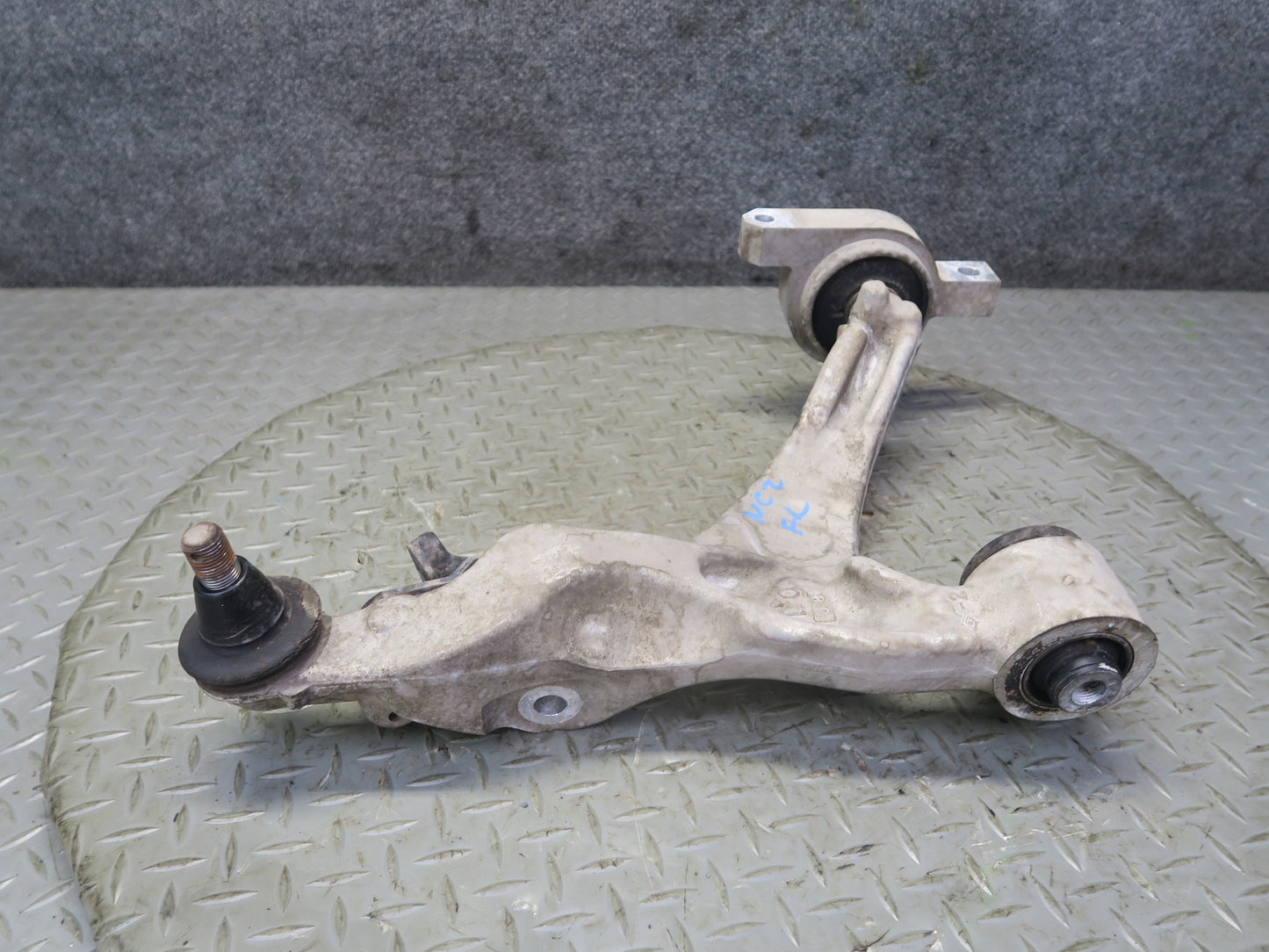 09-20 Nissan Z34 370Z Set of 2 Front Left Upper & Lower Control Arm OEM