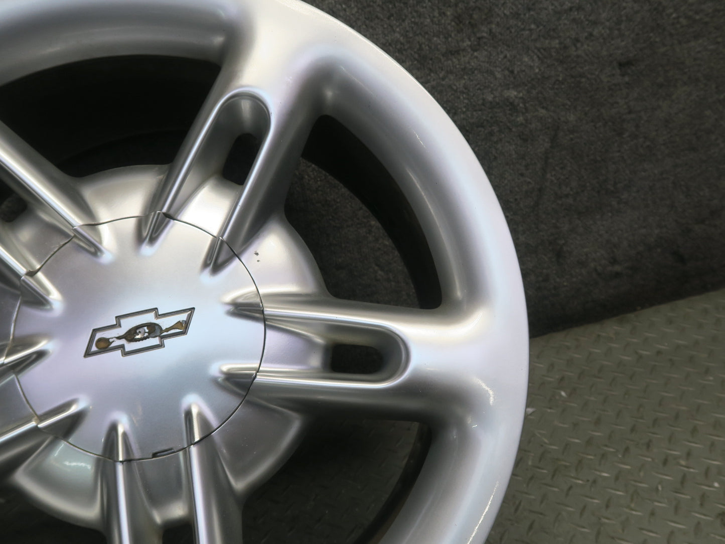 03-06 Chevrolet SSR Factory R19 19" Front Wheel Rim 19x8J ET32 OEM