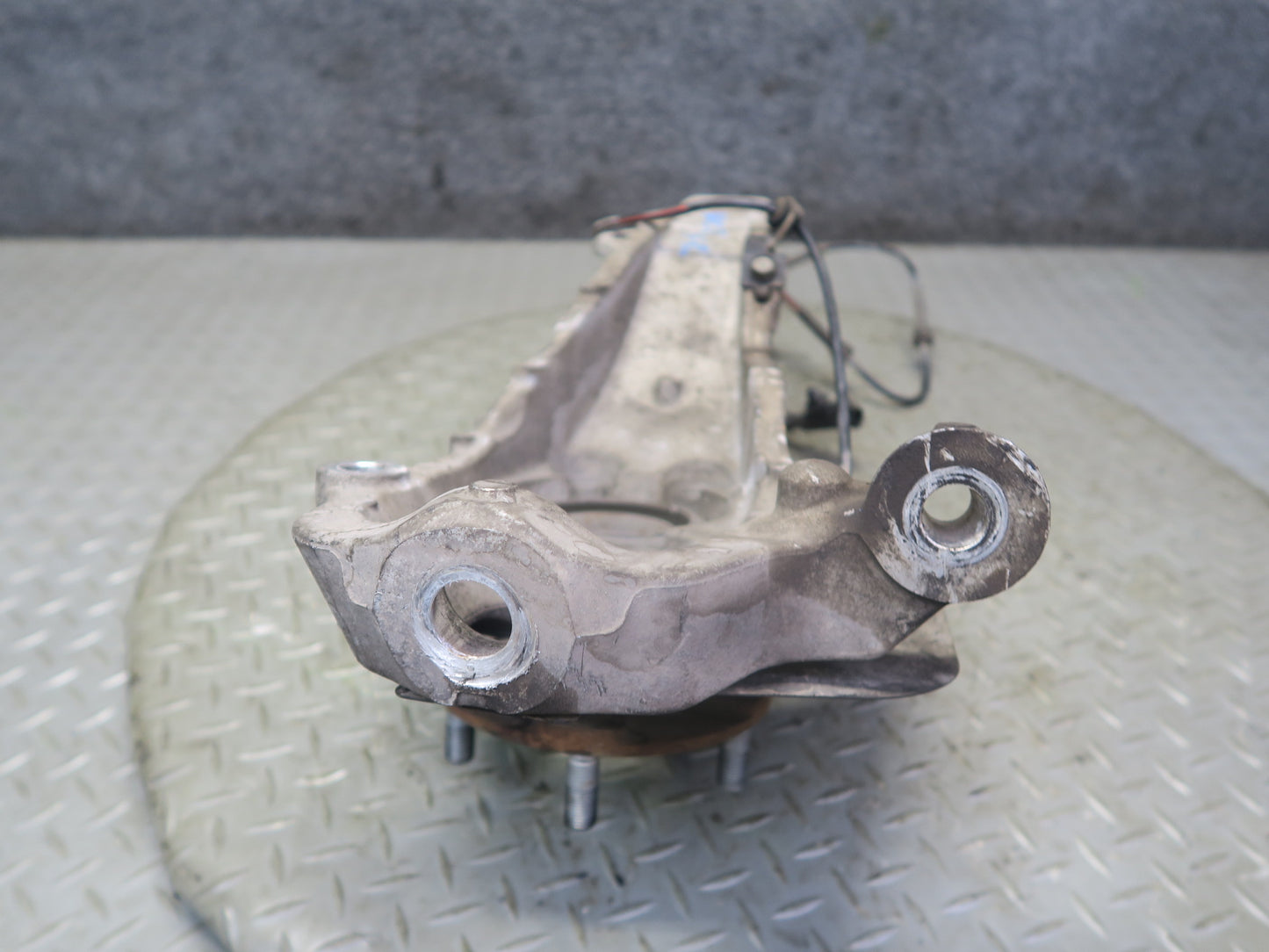 09-10 Nissan Z34 370Z Front Right Spindle Knuckle Wheel Hub Bearing OEM
