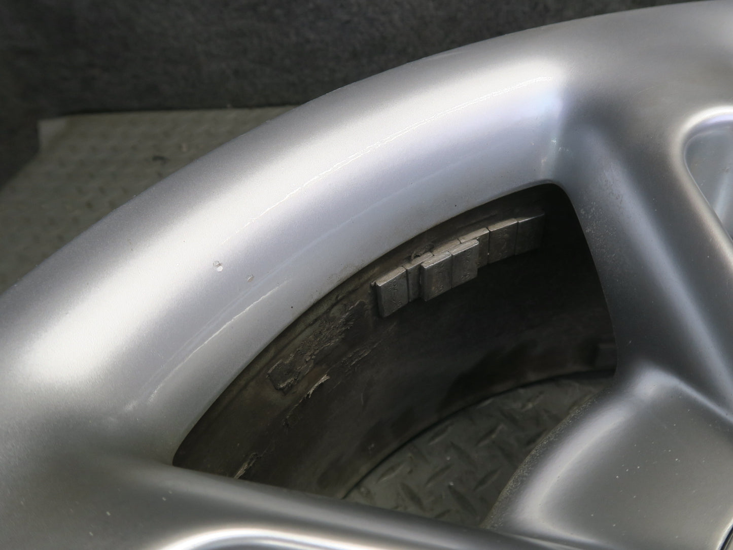03-06 Chevrolet SSR Factory R19 19" Front Wheel Rim 19x8J ET32 OEM