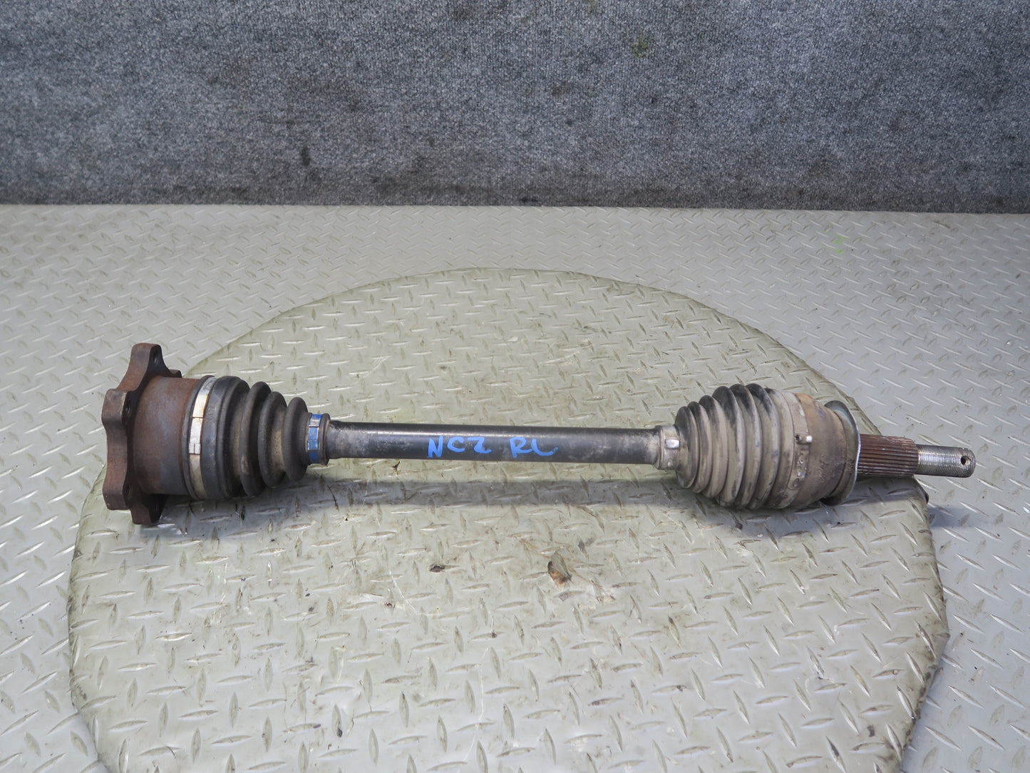 09-20 Nissan Z34370Z RWD A/T Rear Left Suspension Axle Shaft OEM