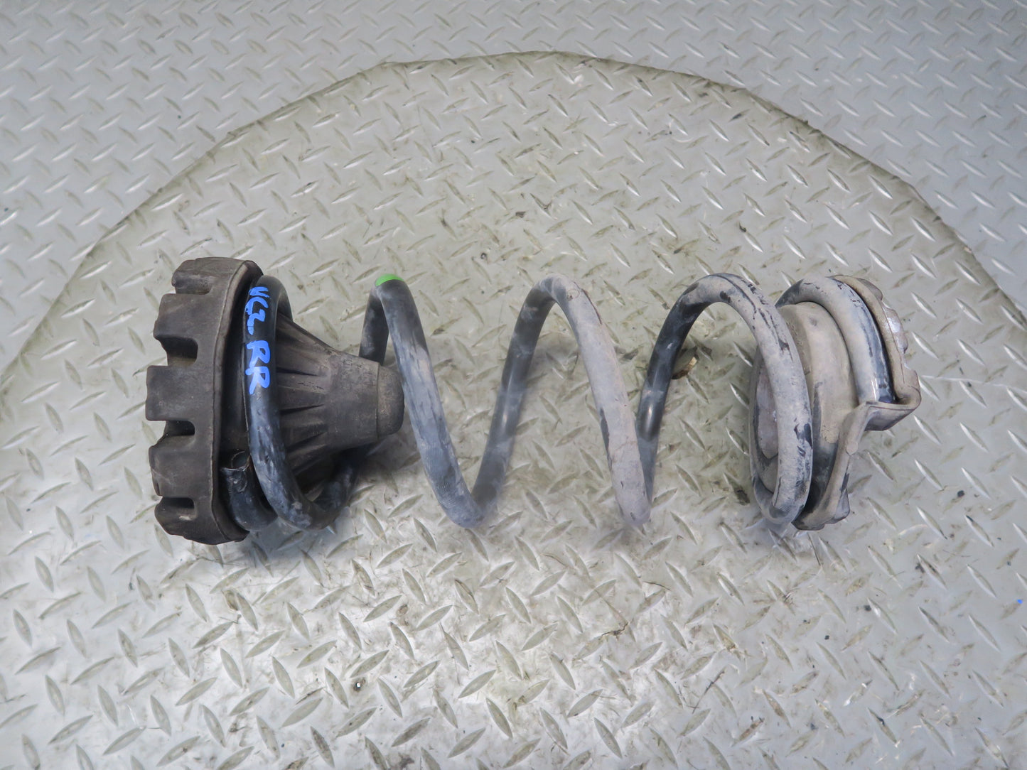 10-19 Nissan 370Z Z34 Convertible Set of 2 Rear Left & Right Coil Spring OEM