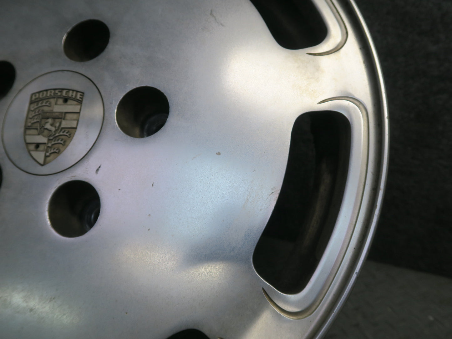 1983-1989 Porsche 928 S Factory R16 16" Wheel Rim 16x7J ET65 Set of 4