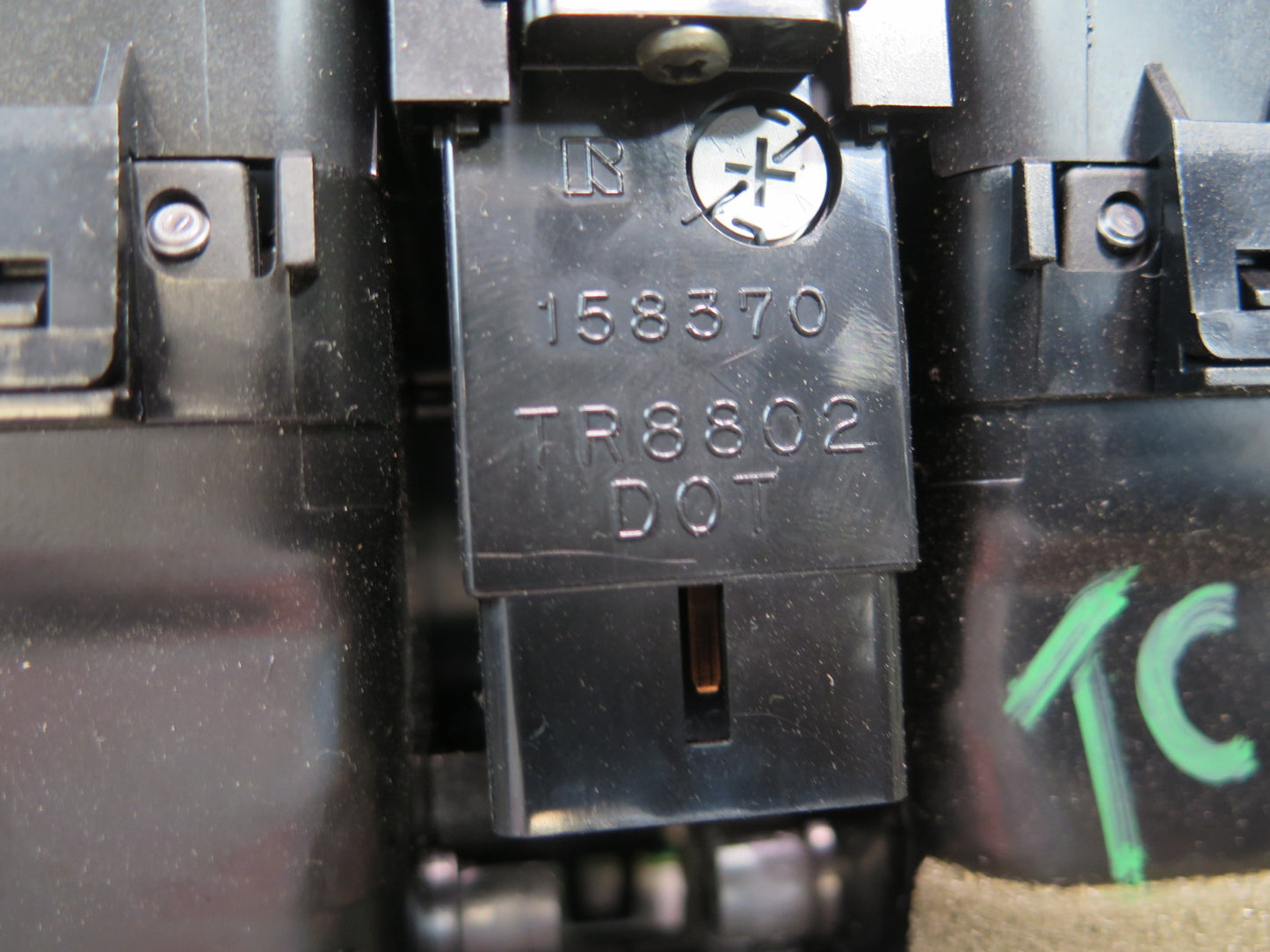 95-97 Toyota Celsior UCF20 RHD Dash Front Left Center Right A/C Air Vent Set OEM