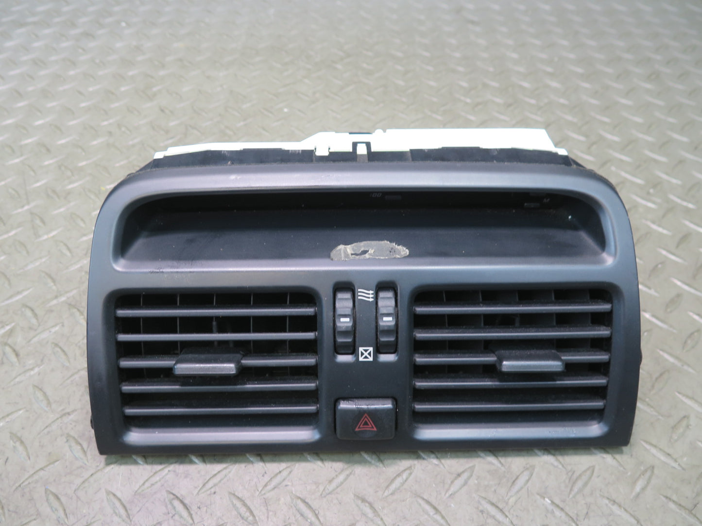 95-97 Toyota Celsior UCF20 RHD Dash Front Left Center Right A/C Air Vent Set OEM