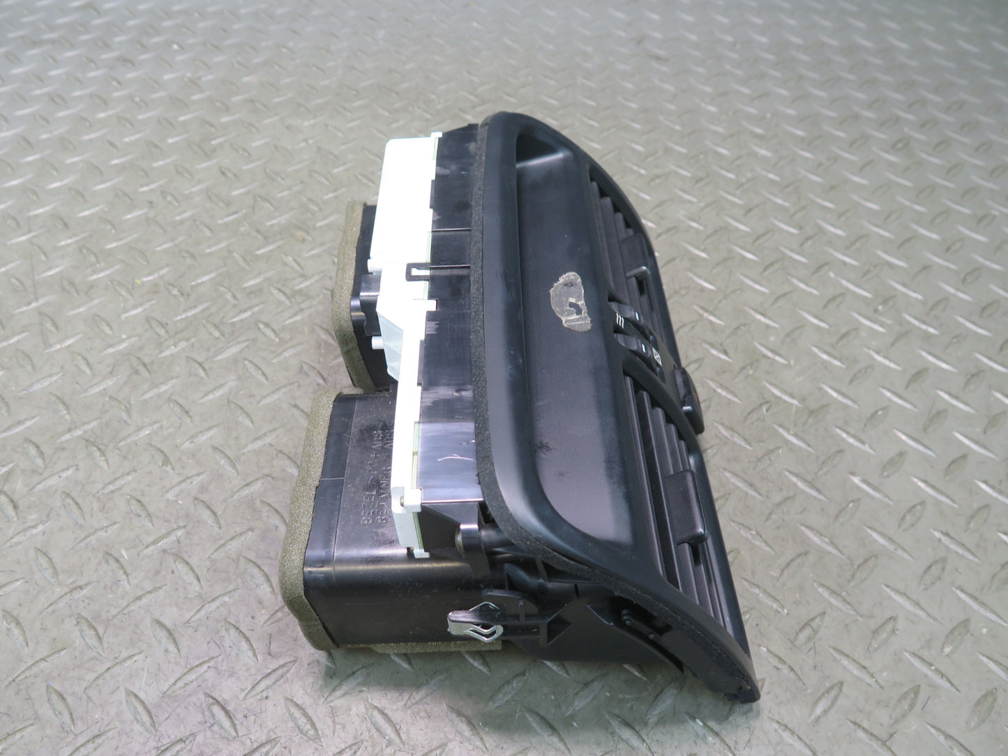 95-97 Toyota Celsior UCF20 RHD Dash Front Left Center Right A/C Air Vent Set OEM