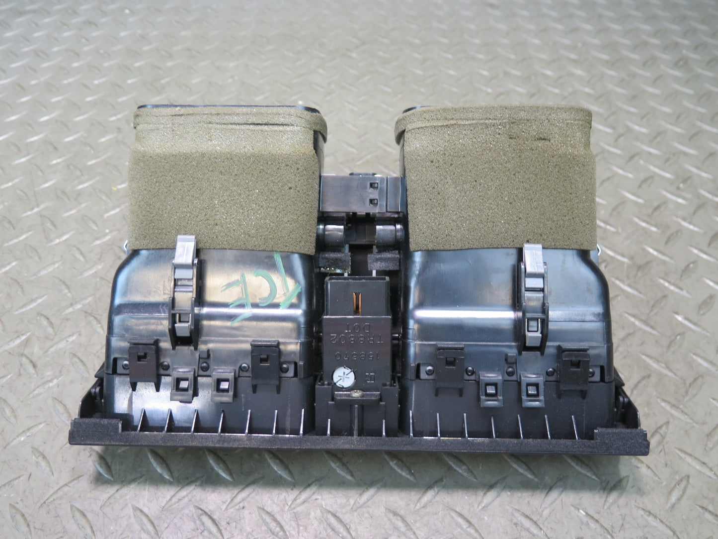 95-97 Toyota Celsior UCF20 RHD Dash Front Left Center Right A/C Air Vent Set OEM