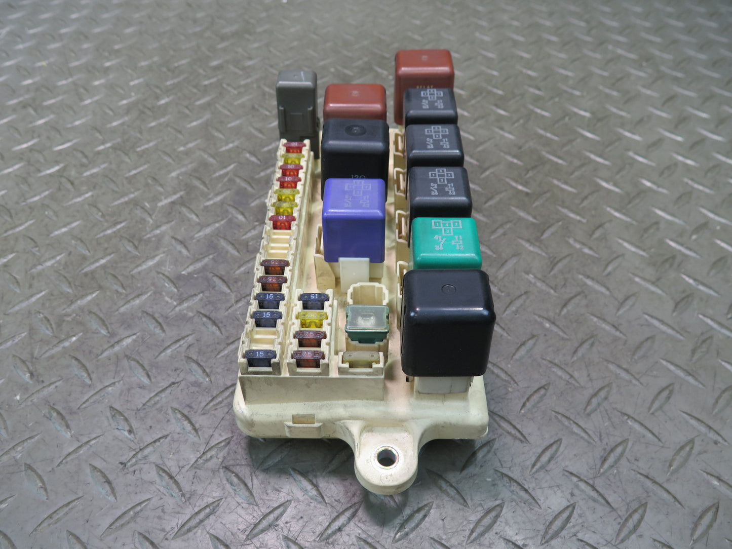 95-97 Toyota Celsior UCF20 RHD Engine Bay Fuse Relay Box Module OEM