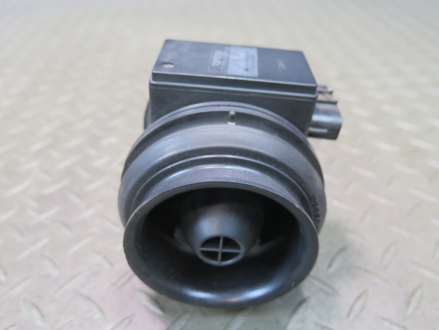 95-97 Toyota Celsior Lexus LS400 UCF20 1UZFE Mass Air Flow Meter MAF Sensor OEM