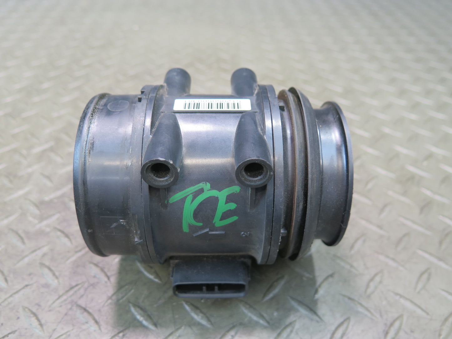 95-97 Toyota Celsior Lexus LS400 UCF20 1UZFE Mass Air Flow Meter MAF Sensor OEM