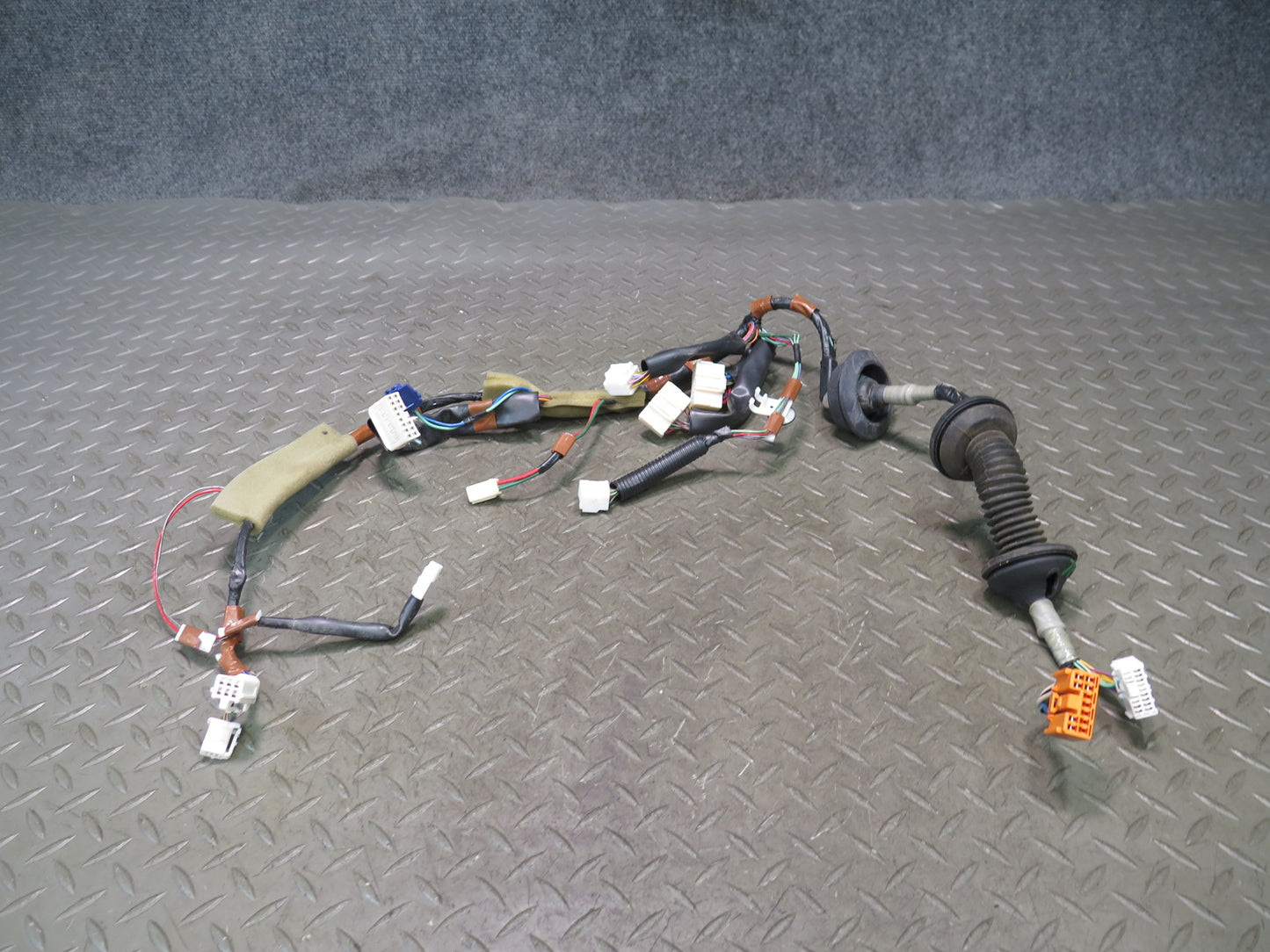 95-96 Toyota Celsior UCF20 RHD Front Right Door Wire Wiring Harness OEM
