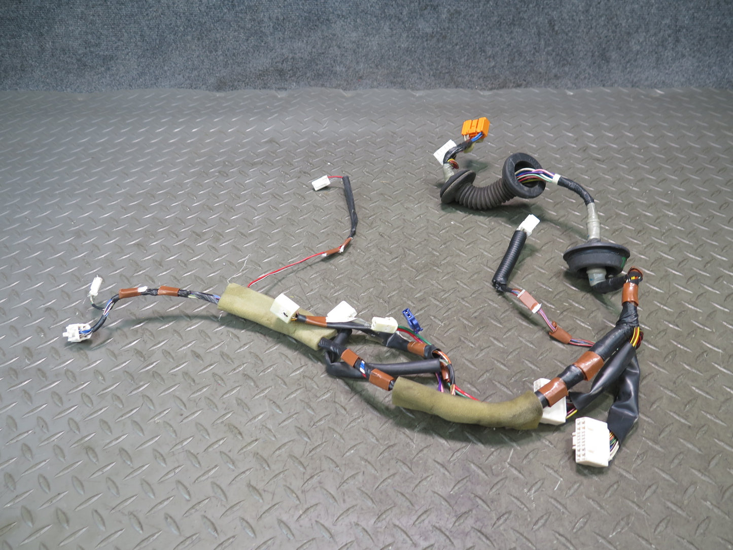 95-97 Toyota Celsior UCF20 RHD Front Left Door Wire Wiring Harness OEM