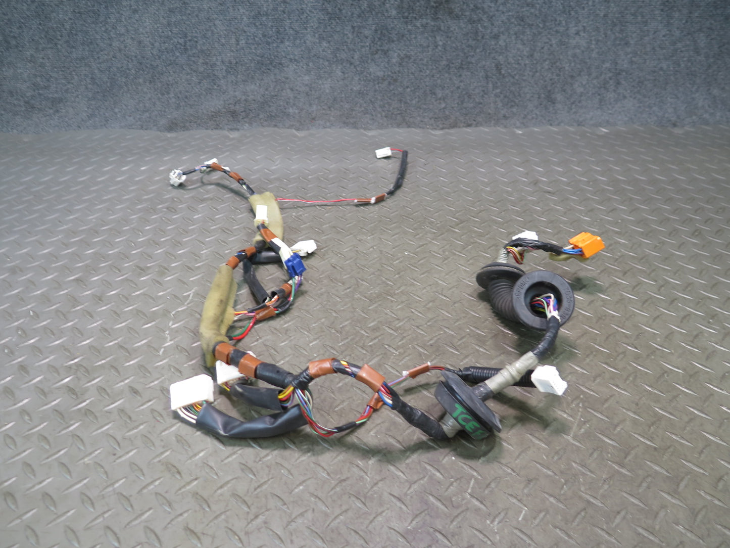 95-97 Toyota Celsior UCF20 RHD Front Left Door Wire Wiring Harness OEM