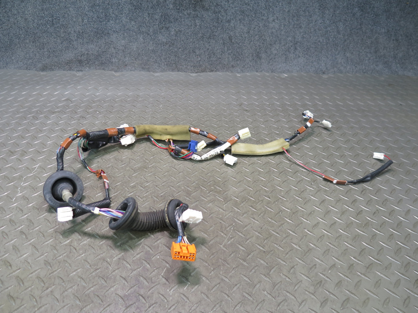 95-97 Toyota Celsior UCF20 RHD Front Left Door Wire Wiring Harness OEM