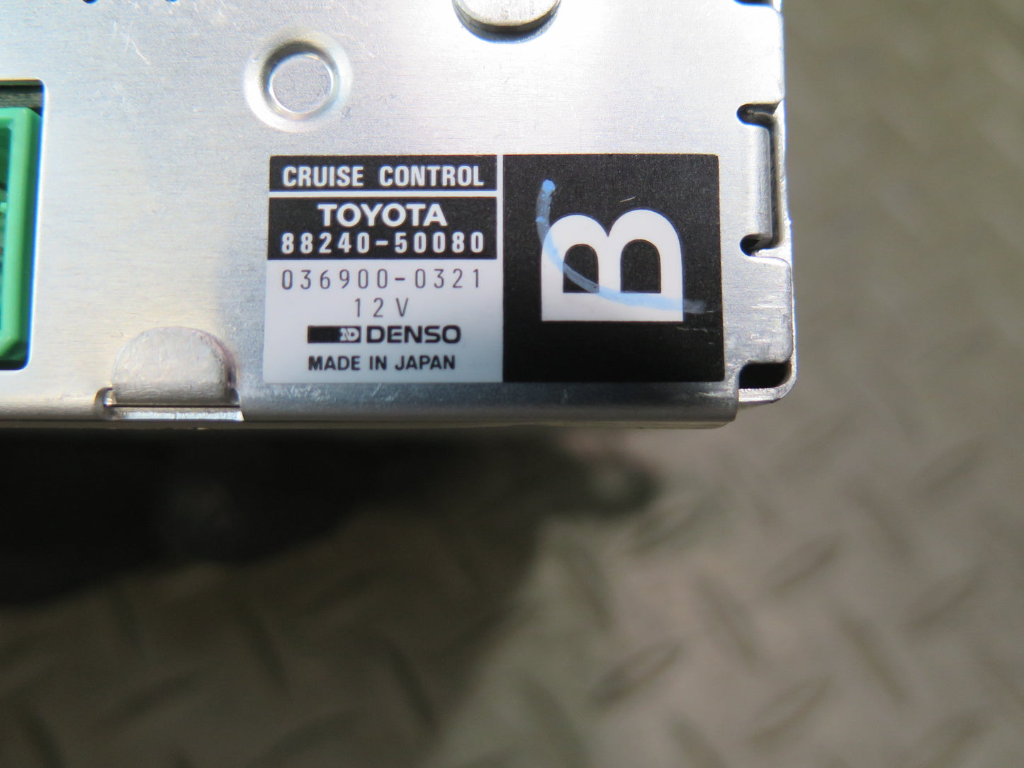 95-96 Toyota Celsior UCF20 RHD Cruise Control Module Computer 88240-50080 OEM