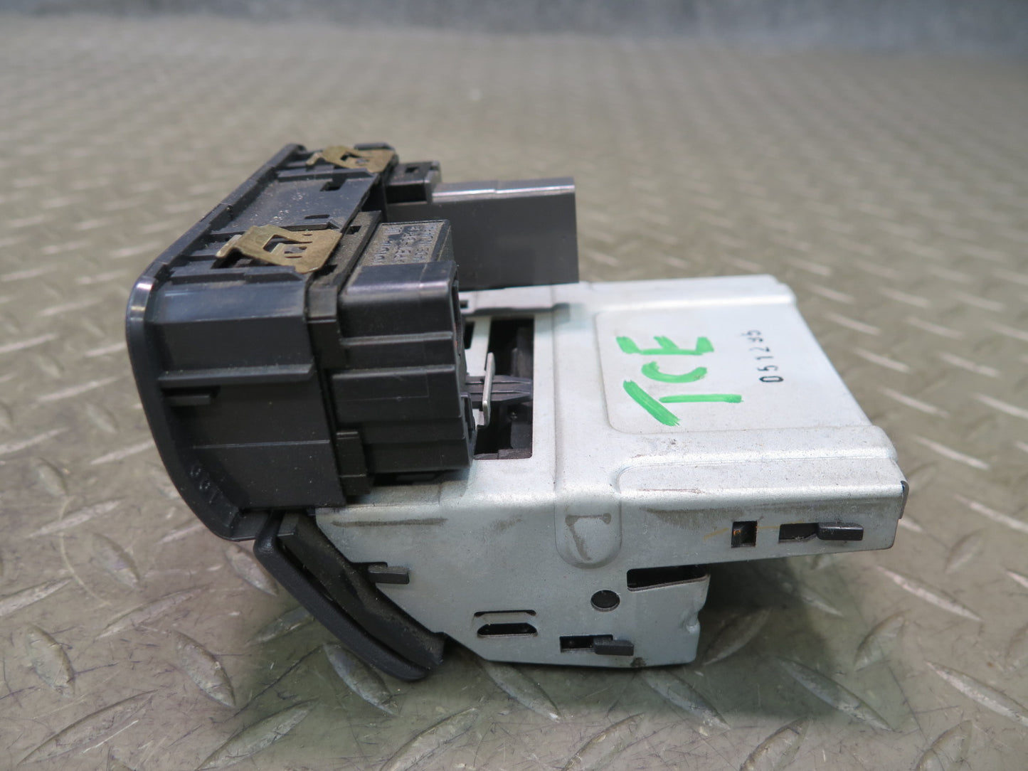 95-97 Toyota Celsior UCF20 RHD Power Mirror Switch w Coin Pocket Tray OEM