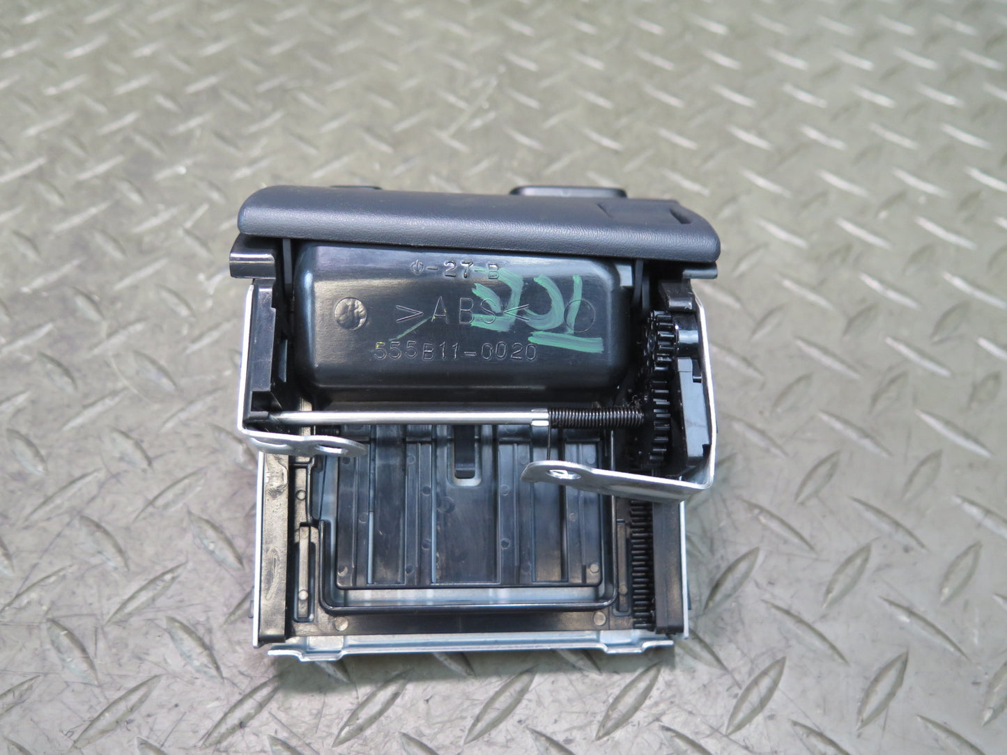 95-97 Toyota Celsior UCF20 RHD Power Mirror Switch w Coin Pocket Tray OEM