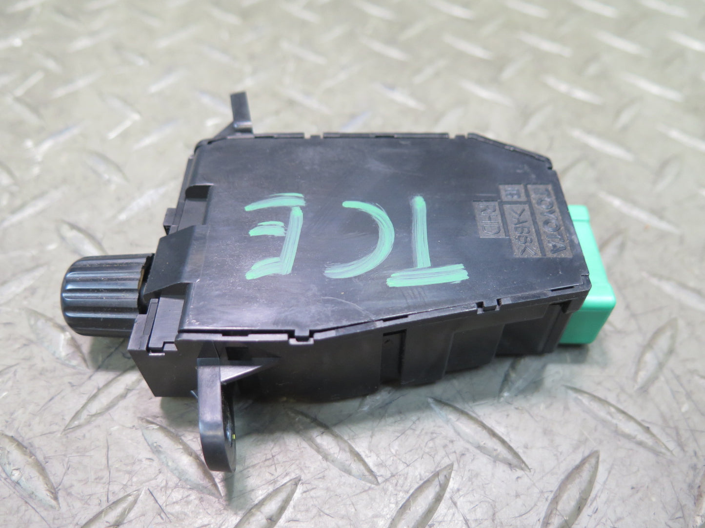 95-97 Toyota Celsior UCF20 RHD Instrument Panel Light Dimmer Button Switch OEM