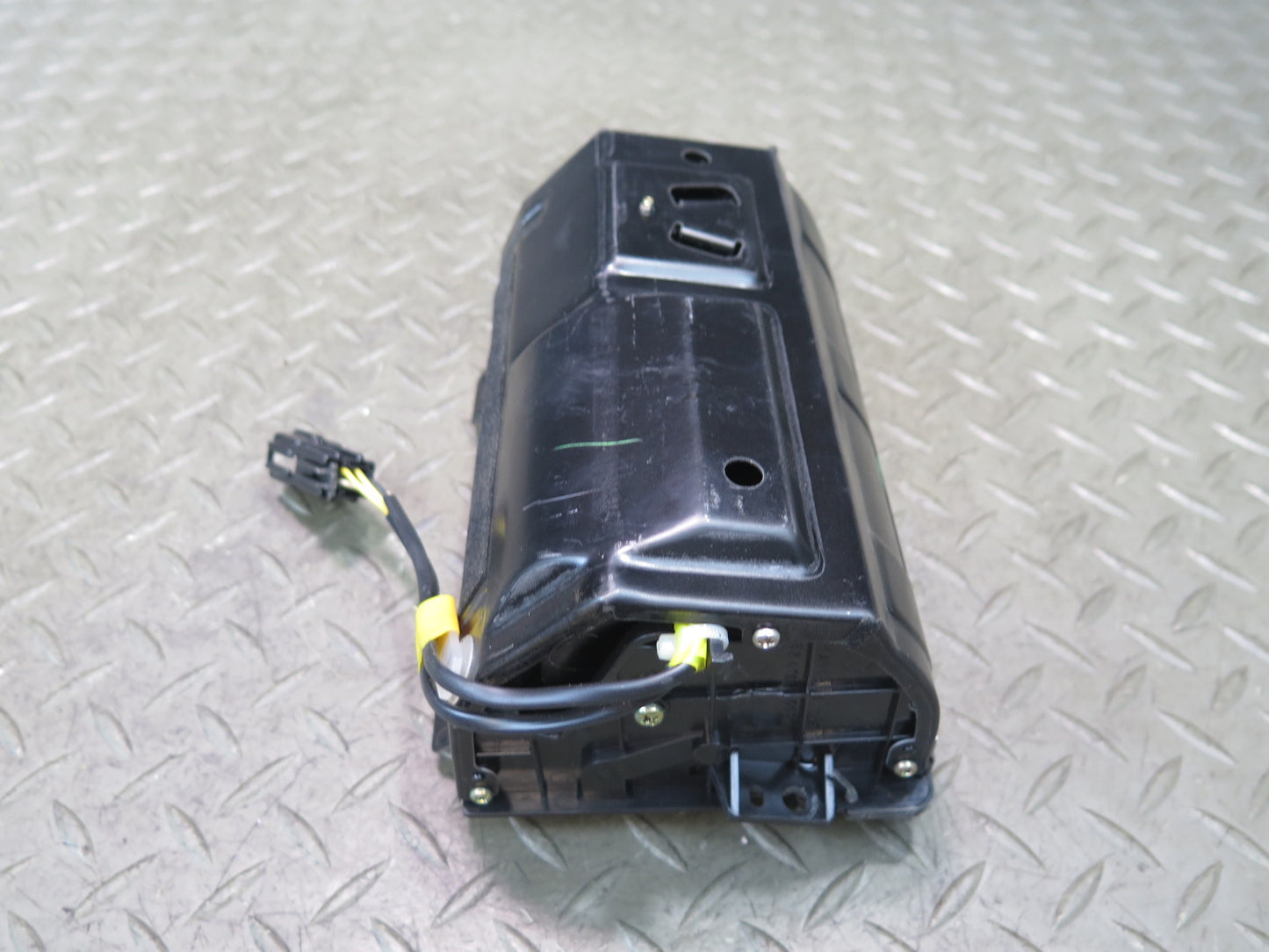 95-97 Toyota Celsior Lexus LS400 UCF20 Front Center Console Ashtray Lighter OEM