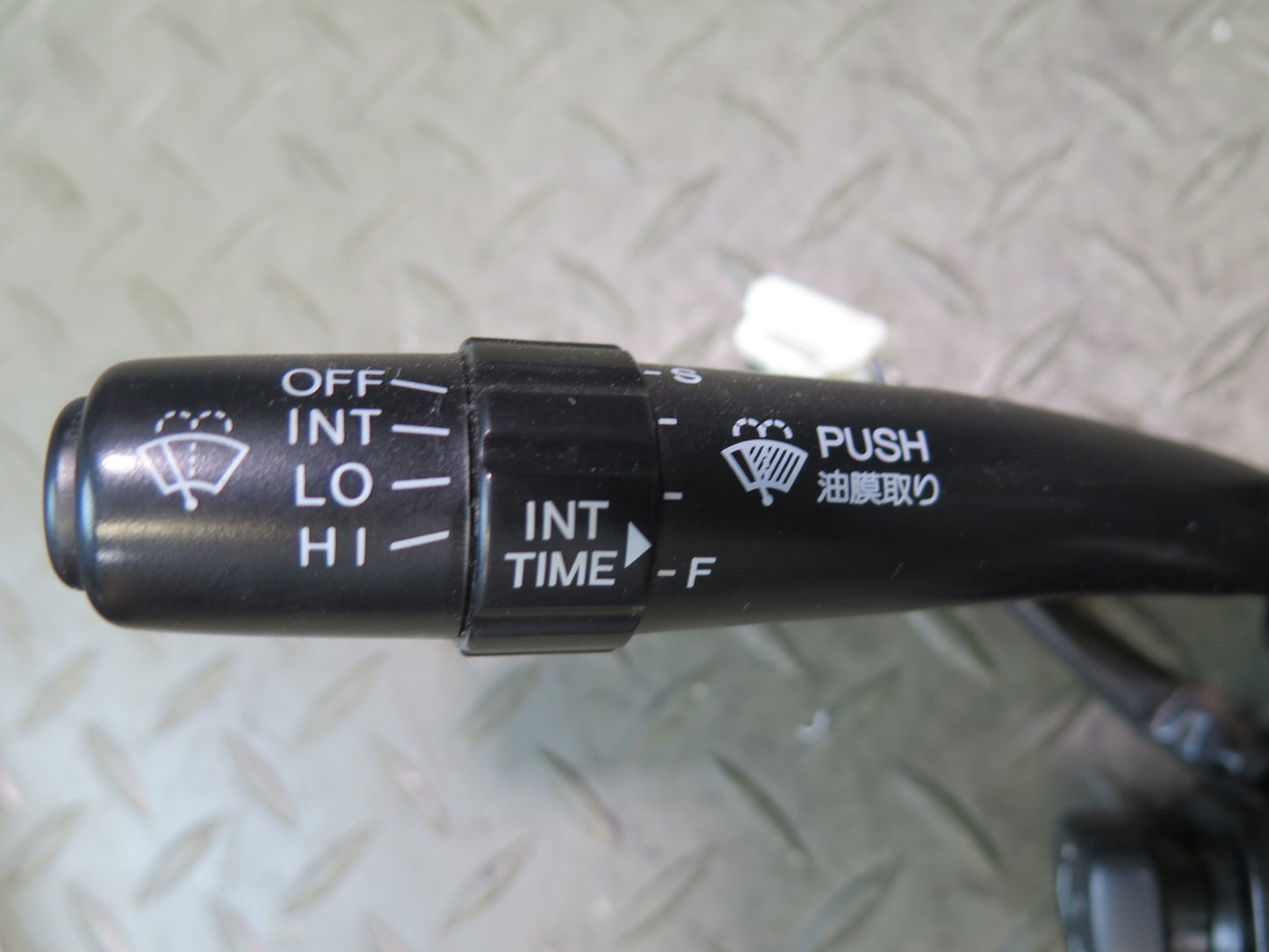 95-97 Toyota Celsior UCF20 RHD Steering Column Turn Signal Wiper Switch OEM